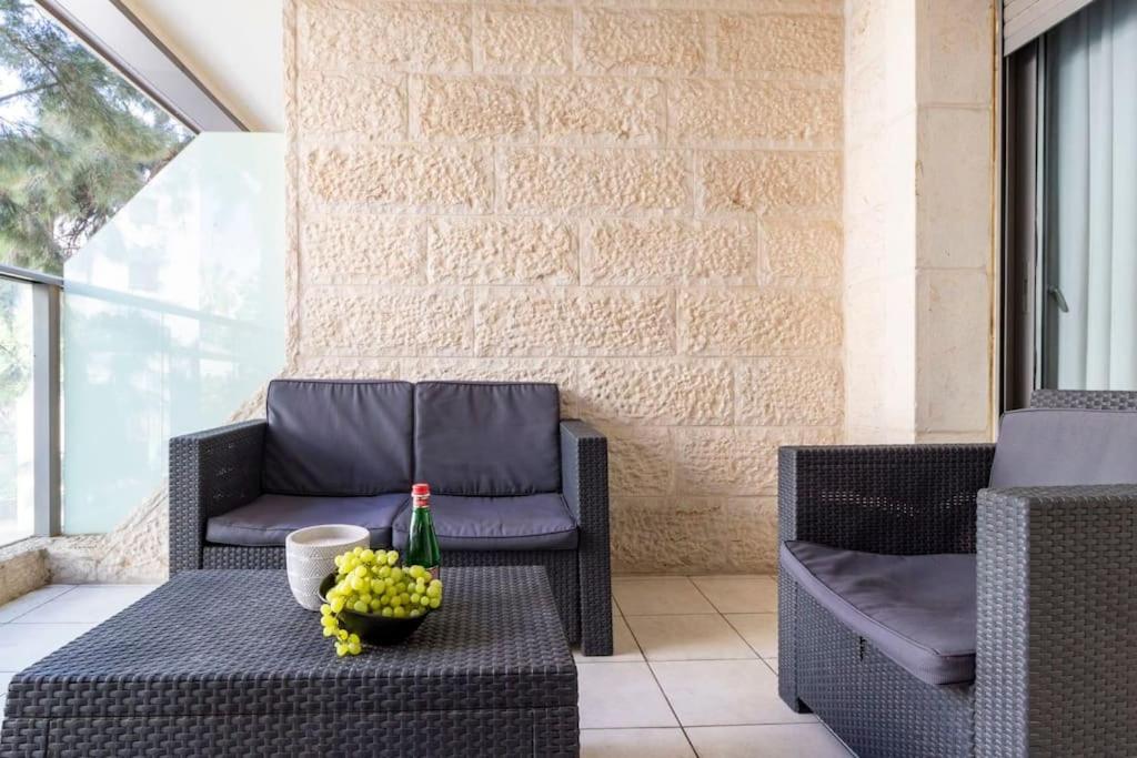 Luxury 3 Bedroom Apt, Harav Kook7 Ierusalim Exterior foto