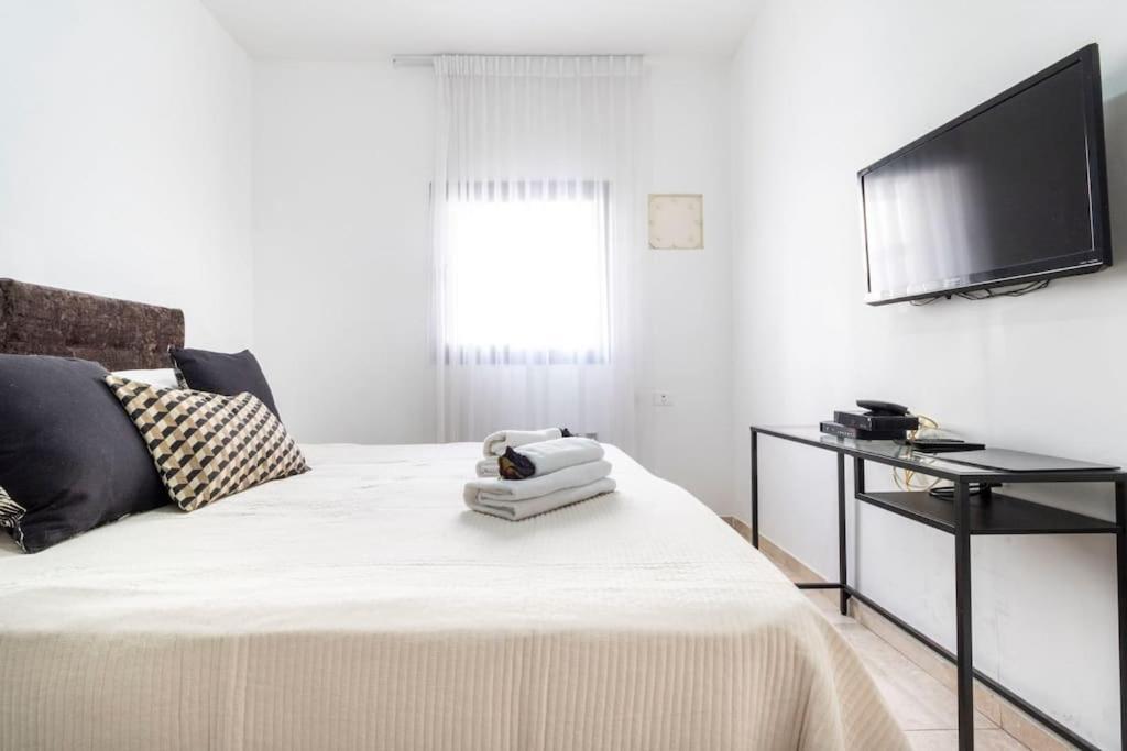 Luxury 3 Bedroom Apt, Harav Kook7 Ierusalim Exterior foto
