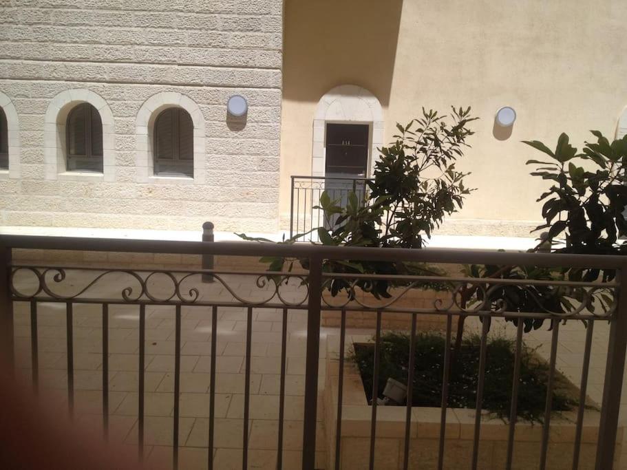 Luxury 3 Bedroom Apt, Harav Kook7 Ierusalim Exterior foto